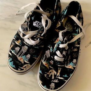 Kids Star Wars Vans - size 2.5